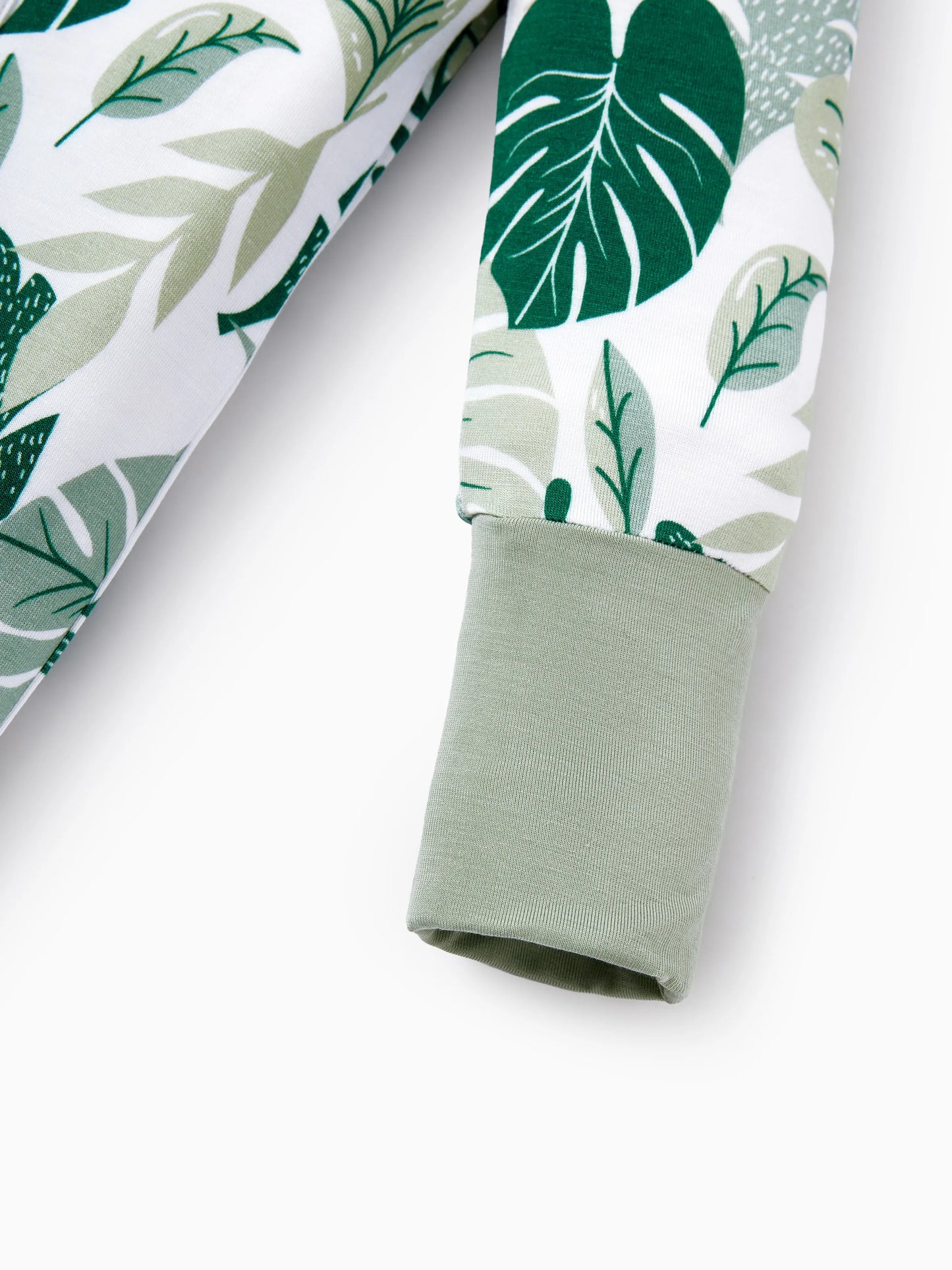 Bamboo Baby Boy/Girl 2-Pack Natural Animal or Plant Long Sleeve Romper 2-Way Zip Anti Slip Footie Green