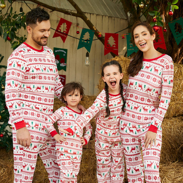 Christmas Reindeer and Snowflake Patterned Family Matching Pajamas Sets(Flame Resistant) - 19708976