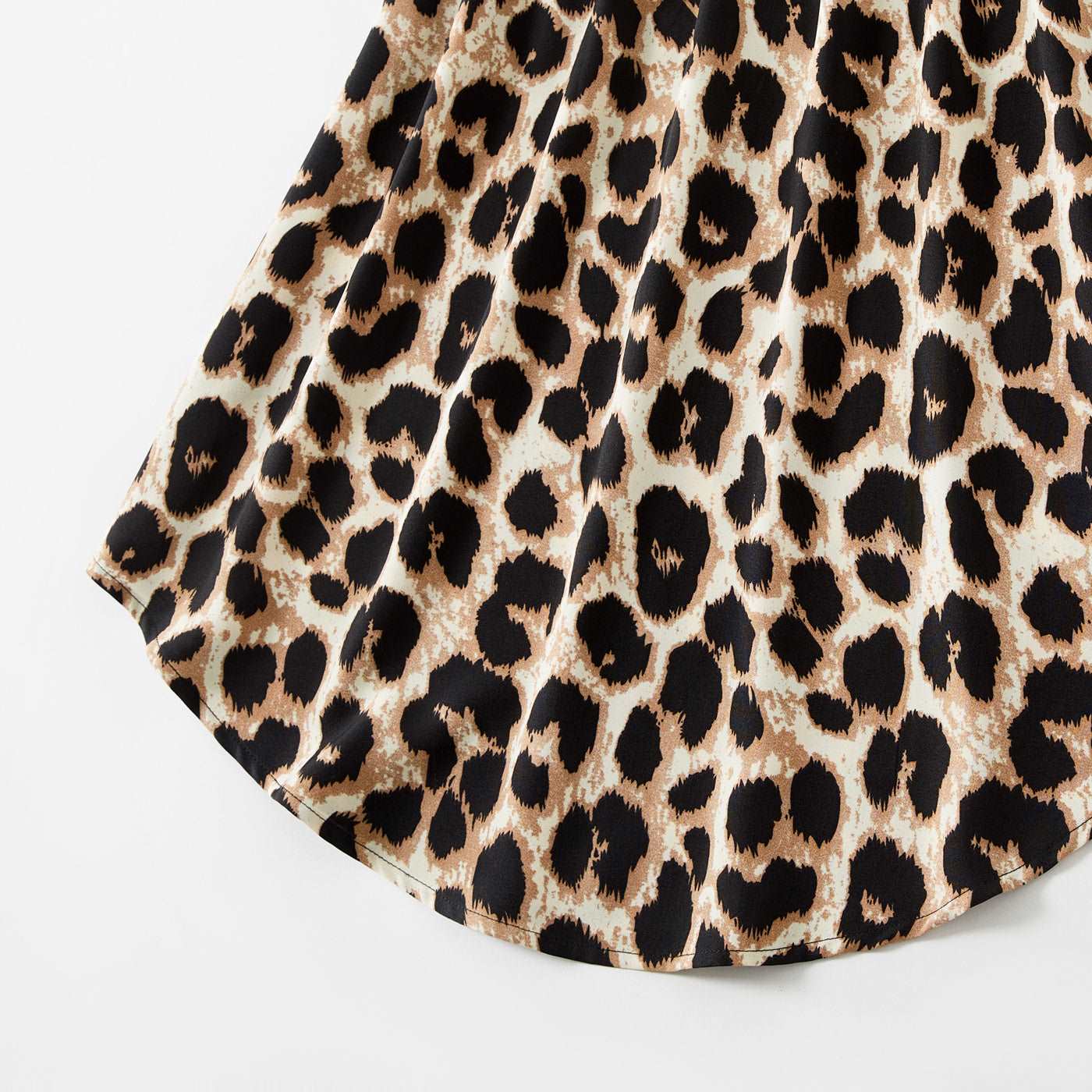 Family Matching 95% Cotton Short-sleeve T-shirts and Rib Knit Spliced Leopard Belted Cami Dresses Sets - 20460028