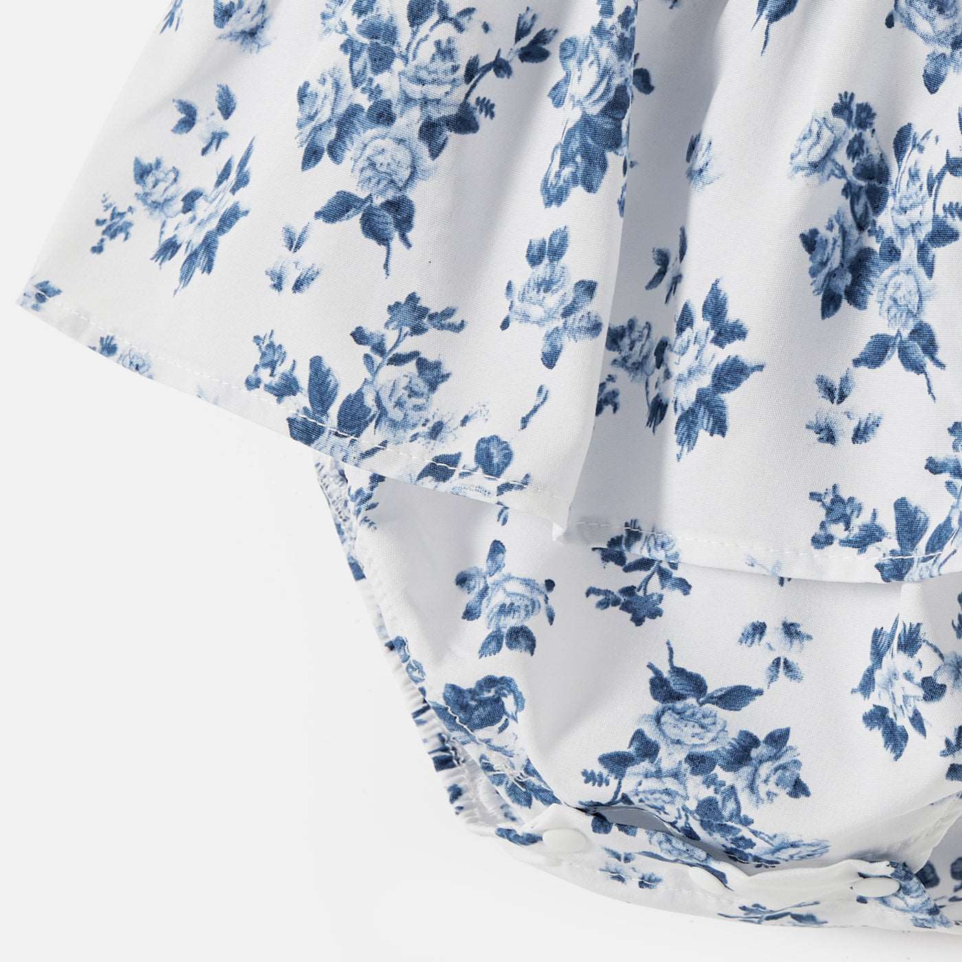 Family Matching Allover Floral Print Shirred Tiered Dresses and Short-sleeve Colorblock T-shirts Sets - 20578511