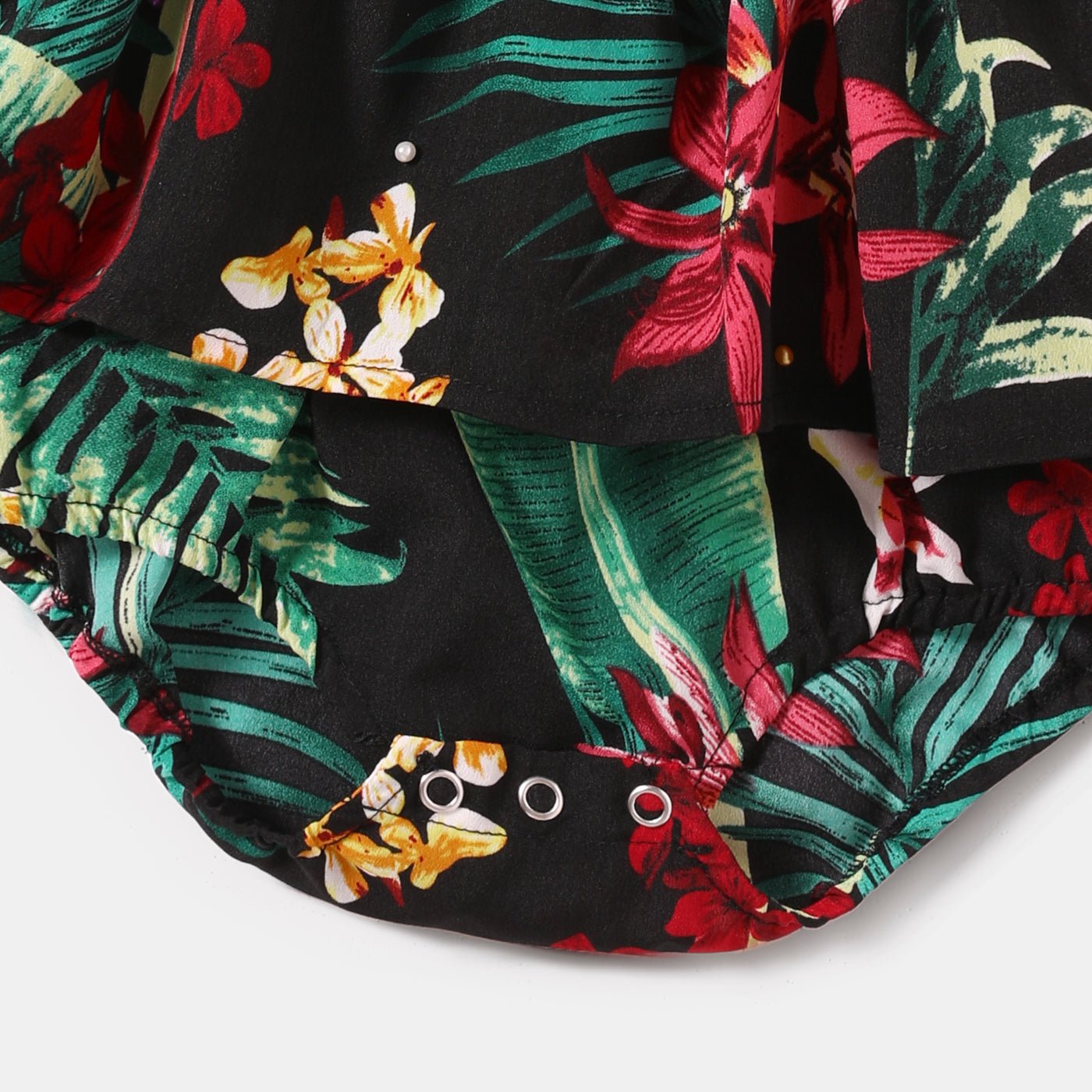 Family Matching Allover Plant Floral Print Halterneck Dresses and Short-sleeve Shirts Sets - 20648036