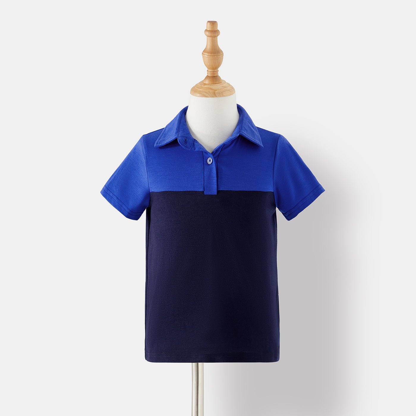 Family Matching Blue Lace Halter Sleeveless Dresses and Colorblock Short-sleeve Polo Shirts Sets - 20430252