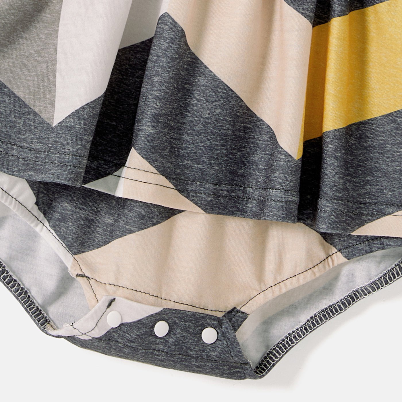 Family Matching Chevron Striped Halter Maxi Dresses and Short-sleeve Colorblock T-shirts Sets - 20551001