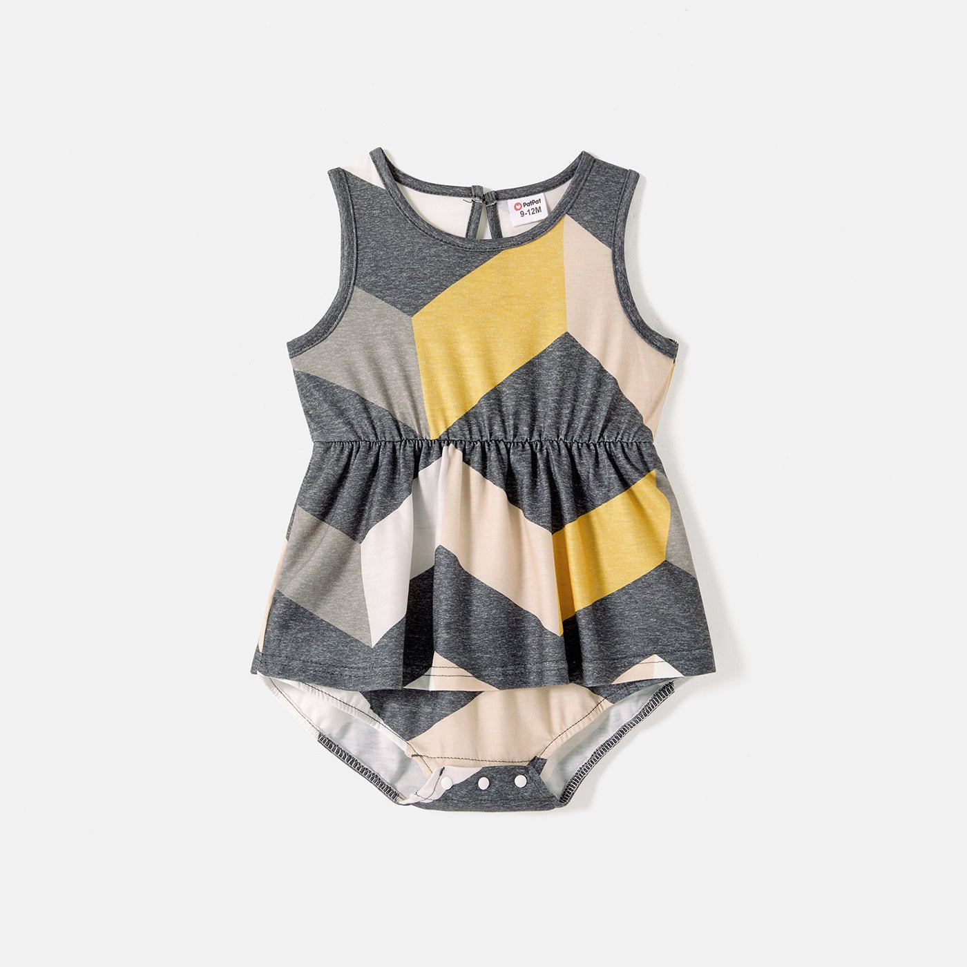 Family Matching Chevron Striped Halter Maxi Dresses and Short-sleeve Colorblock T-shirts Sets - 20551001