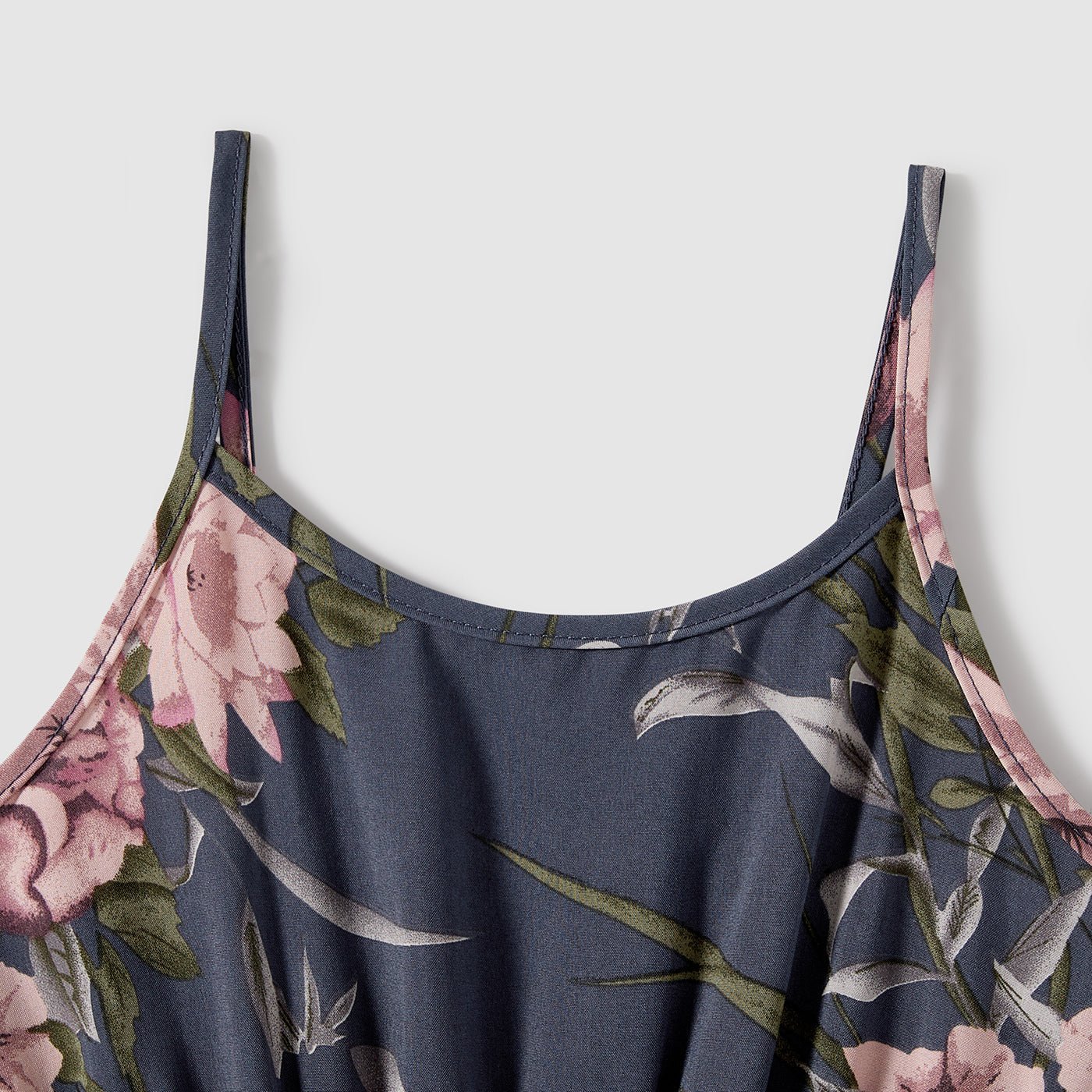 Family Matching Outfits Floral Printed V-neck Cami Dress and T-shirts - 20610125