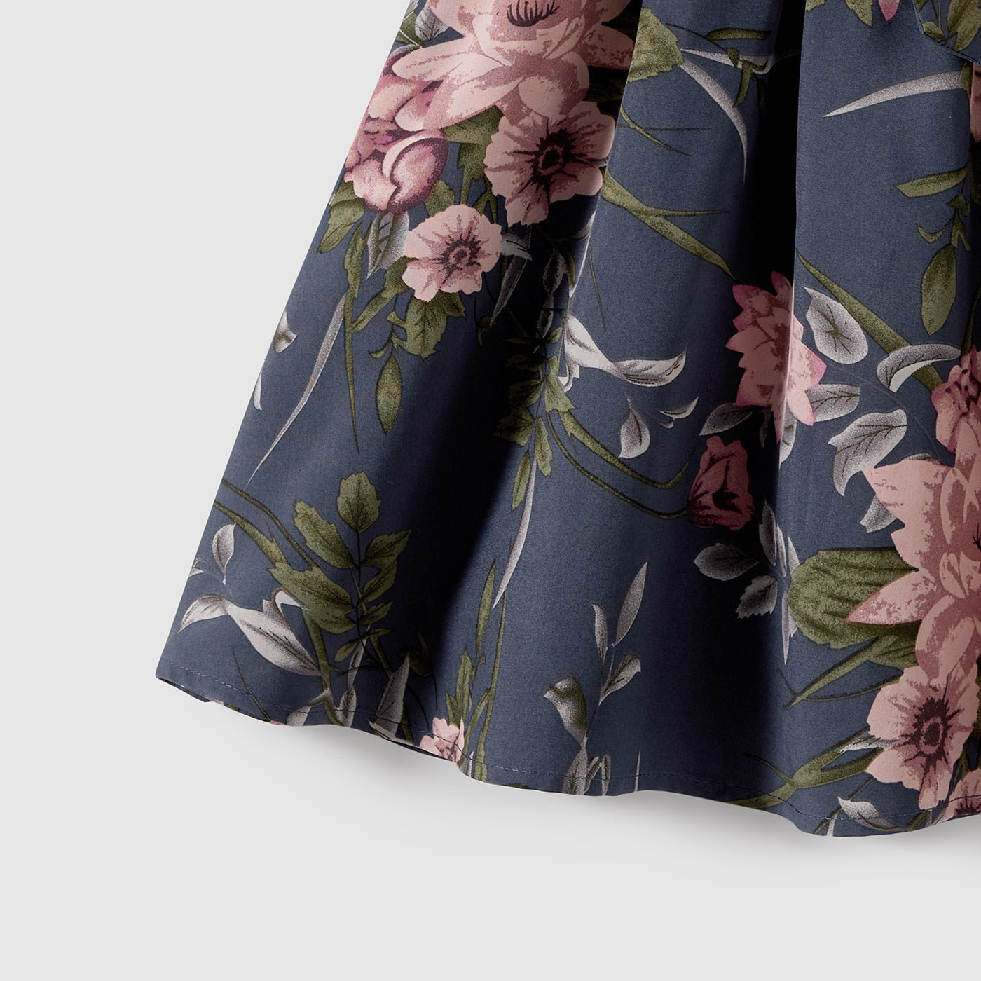 Family Matching Outfits Floral Printed V-neck Cami Dress and T-shirts with Pocket - 20610125
