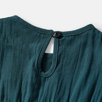 Family Matching Solid Knot Front Cami Dresses and Colorblock Short-sleeve Tee Sets - 20595448
