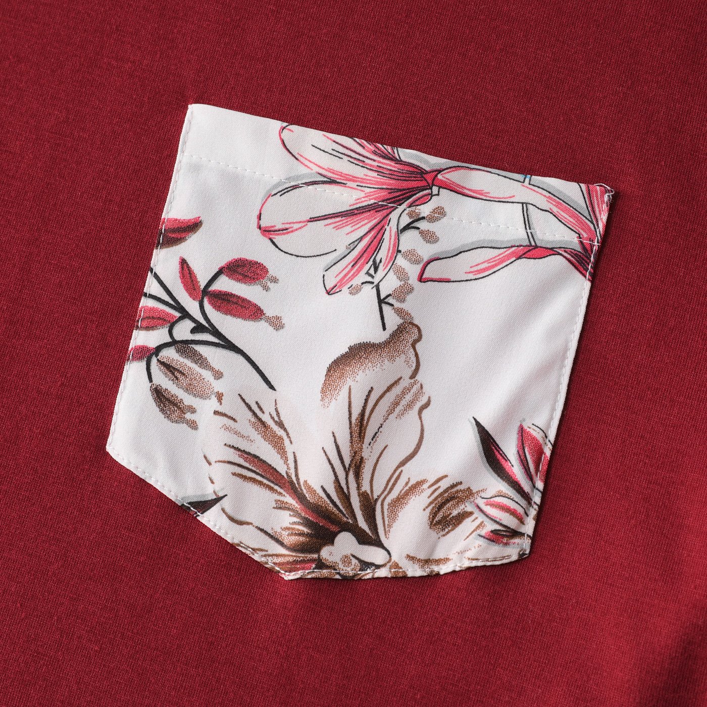 Family Matching Solid V Neck Button Up Spaghetti Strap Splicing Floral Print Dresses and Short-sleeve T-shirts Sets - 20330844